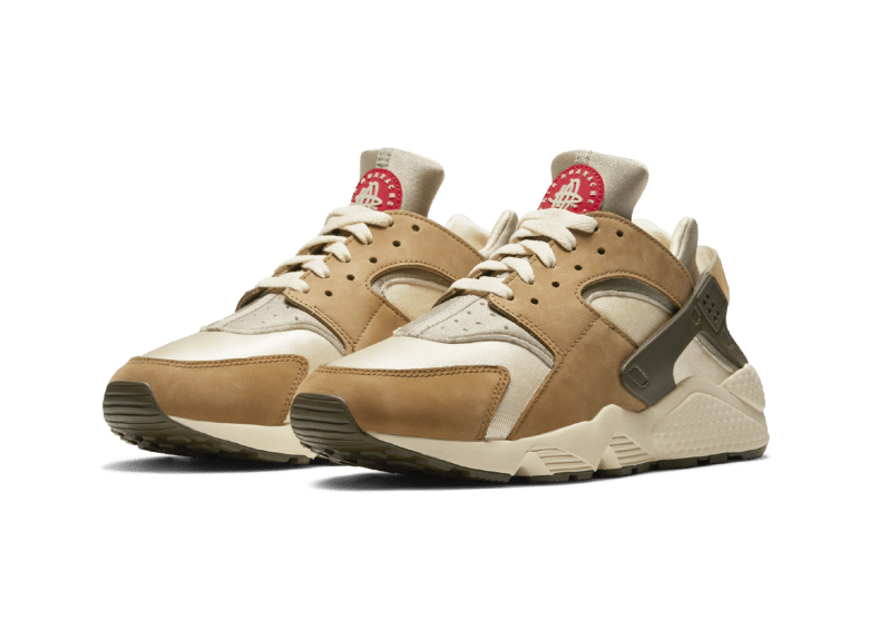 AIR HUARACHE LE STUSSY DARK OLIVE | AREA 02