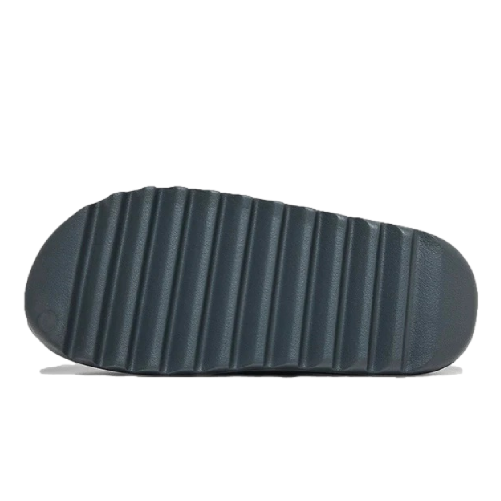 YEEZY SLIDE SLATE GREY | AREA 02