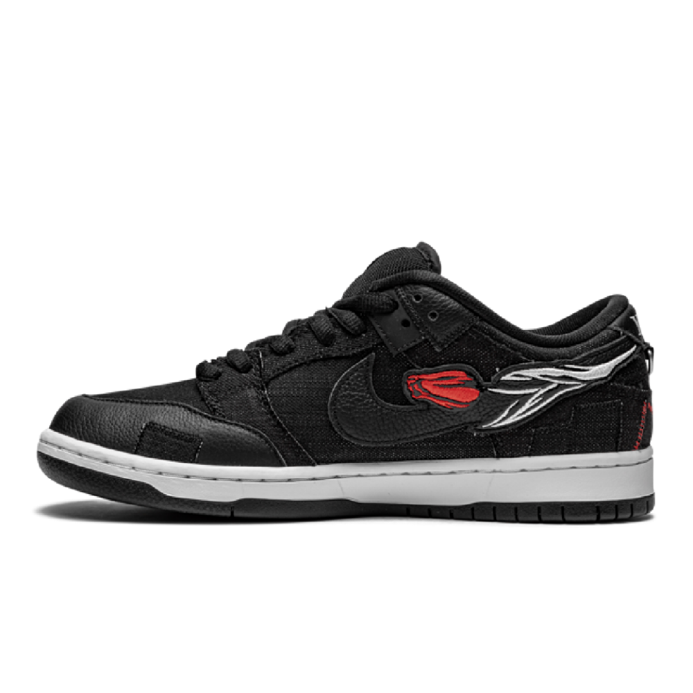 DUNK SB LOW WASTED YOUTH | AREA 02